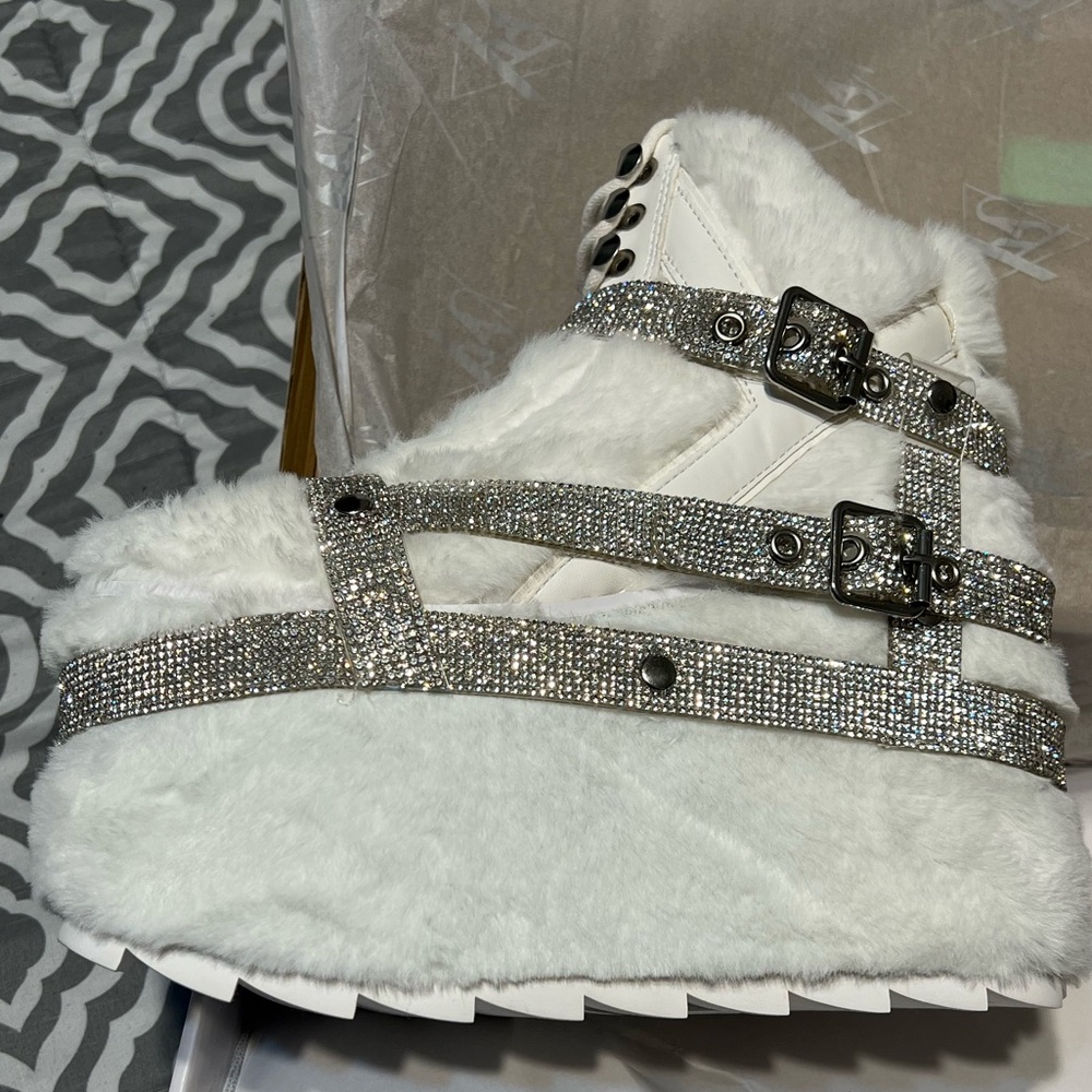 YRU White Fuzzy Shoes